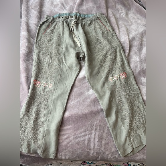 Johnny Was Olive Green Garment with Red Logo Accent - Picture 7 of 7